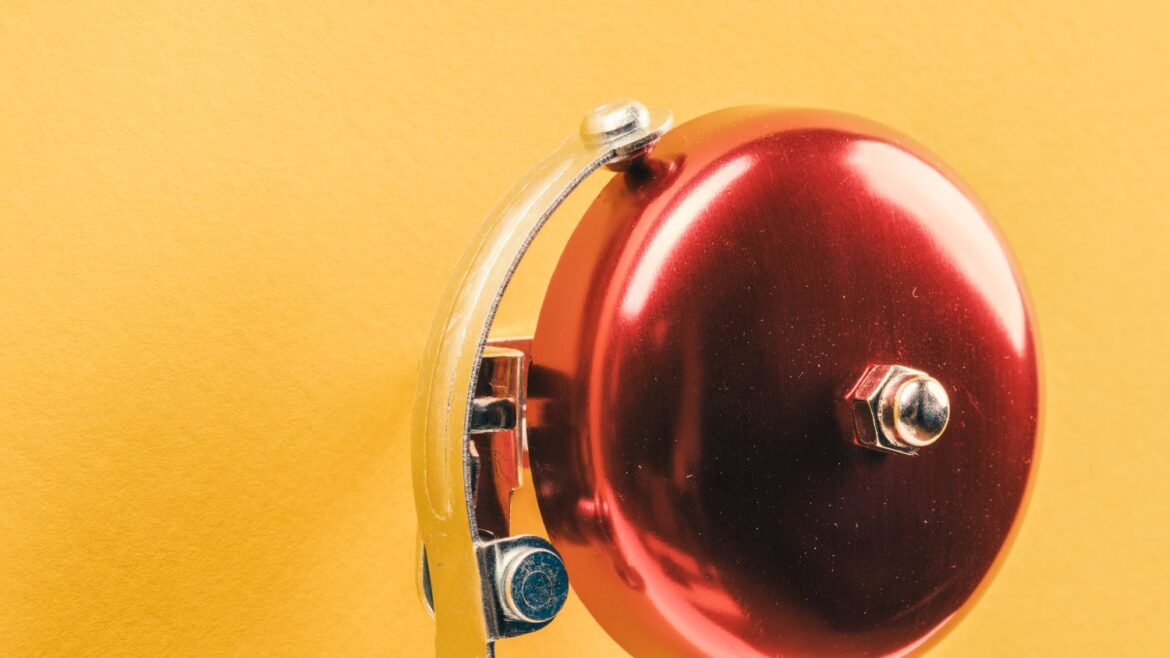 เปรียบเทียบ Alarm Bell และอุปกรณ์แจ้งเตือนภัยอื่นๆ ในการป้องกันไฟไหม้
